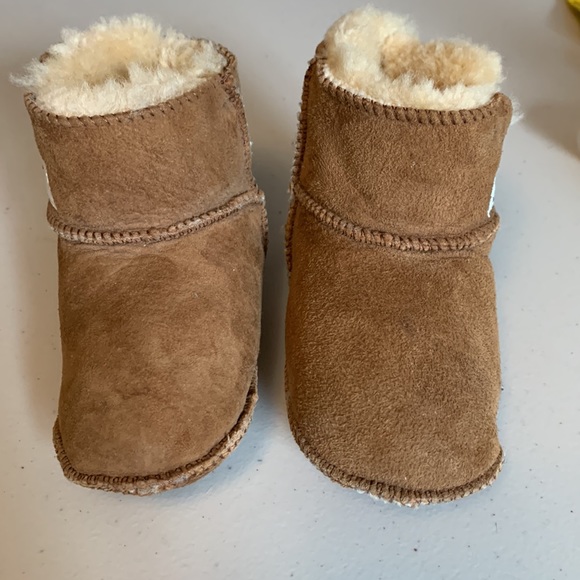 UGG Baby Booties - Picture 3 of 10